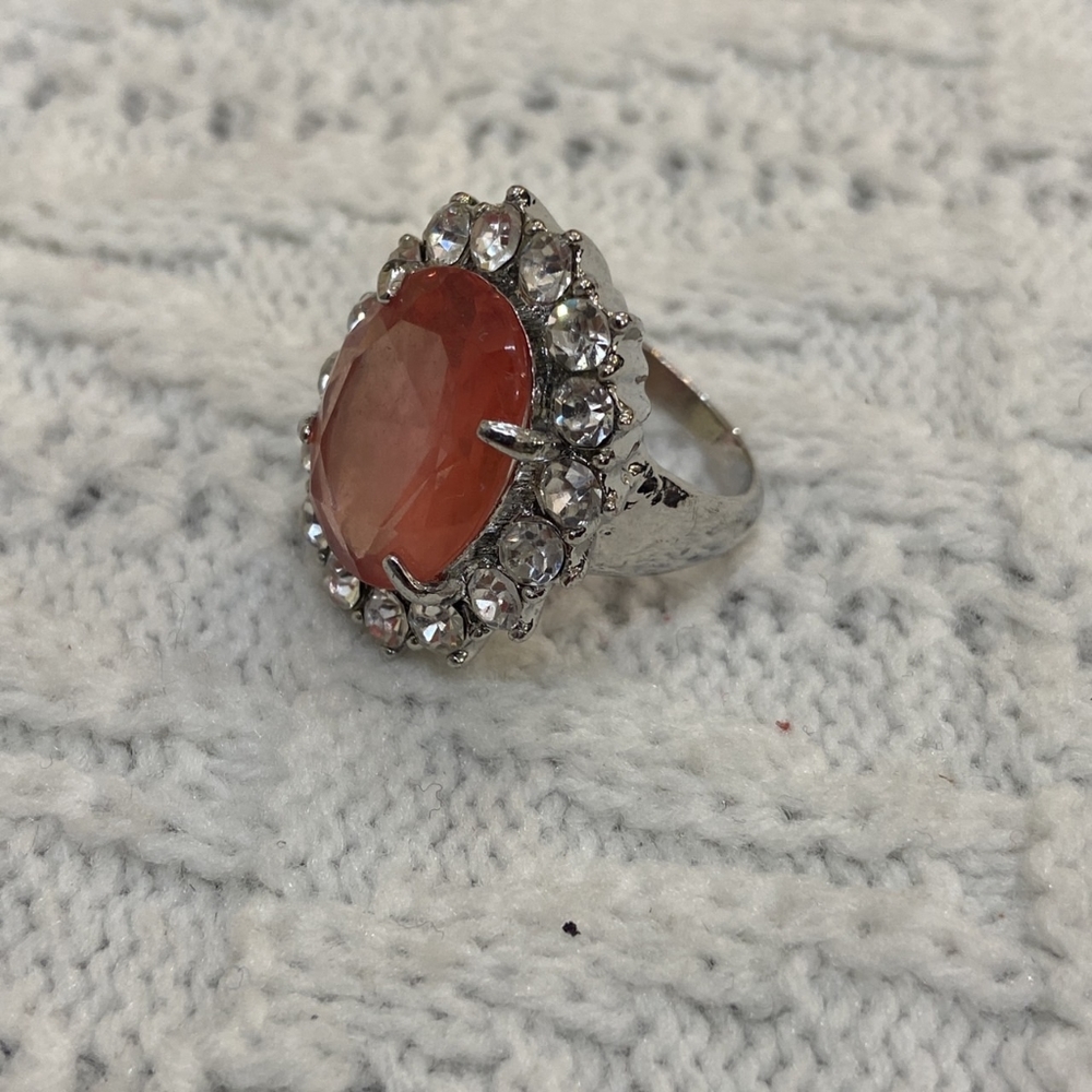 Pink Sapphire Princess Ring - Picture 4 of 6